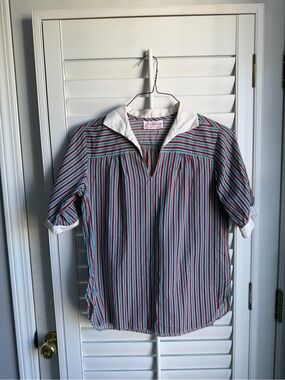 Vintage Lady Holiday 70s/80s pinstripe blouse sz Medium Sailor Collar Rockabilly